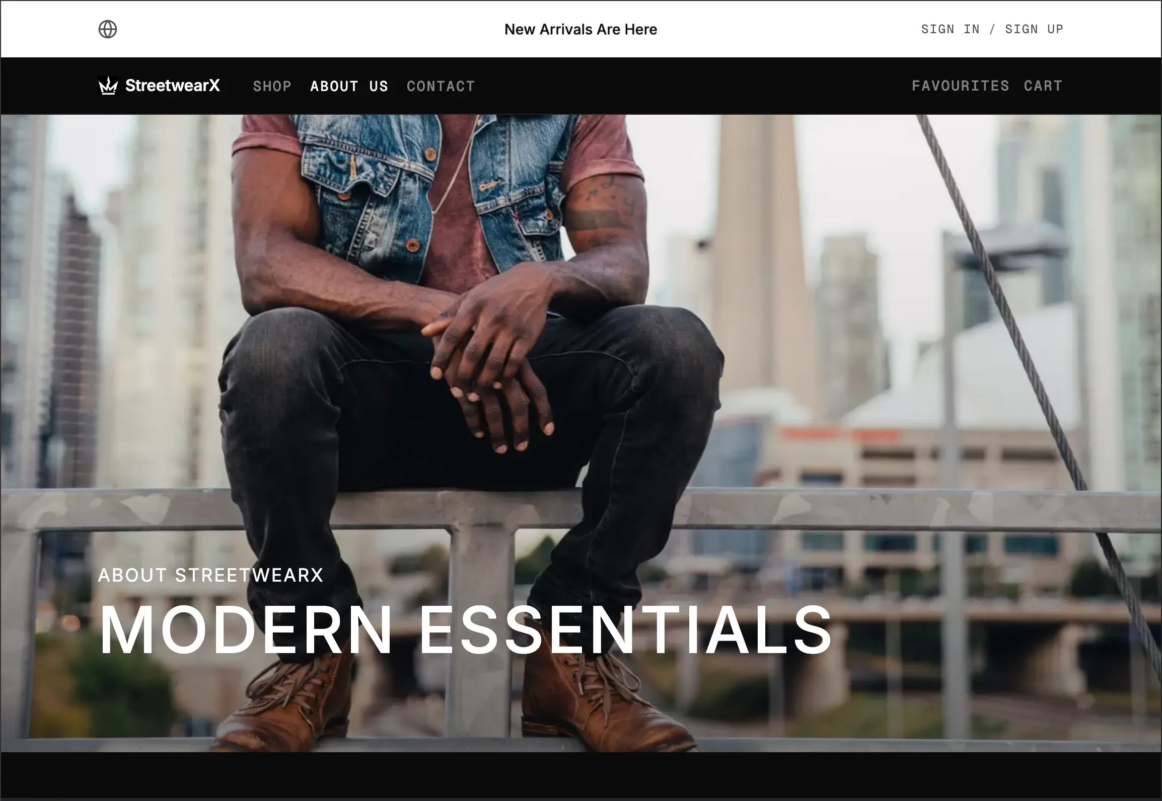 Butikfront-browsermockup med admin- og produkteditorpaneler